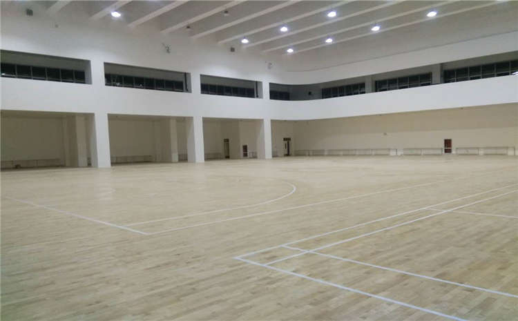 楓木籃球館木地板多少錢一平米?