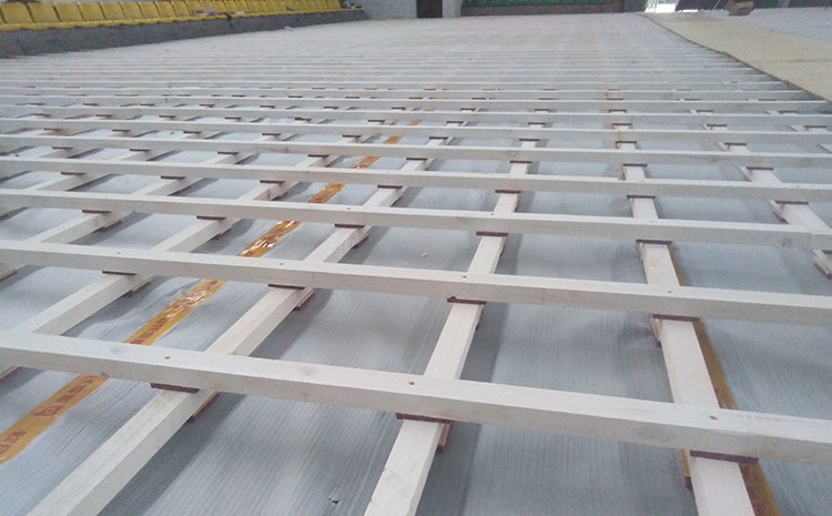 常用的風雨操場實木地板價格表