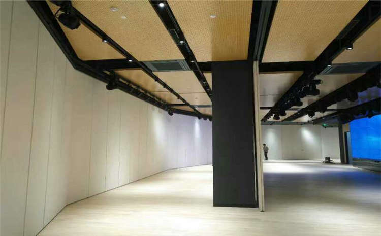 大理體育運(yùn)動地板