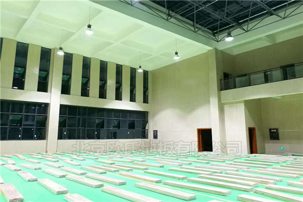 四川瀘州市敘永縣城西實(shí)驗(yàn)學(xué)校運(yùn)動(dòng)木地板工程-1 四川瀘州市敘永縣城西實(shí)驗(yàn)學(xué)校運(yùn)動(dòng)木地板工程-1