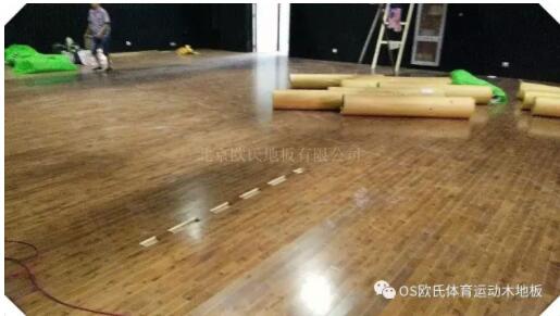 北京朝陽區追光動畫影棚舞臺木地板成功案例 北京朝陽區追光動畫影棚舞臺木地板成功案例